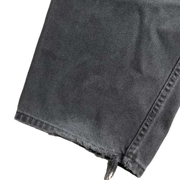 Vintage Levi’s 550 relaxed fit black cotton high waist unisex jeans